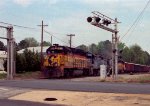 CSX 6034 leads a Norfolk Southern train out of Glenwood Yard